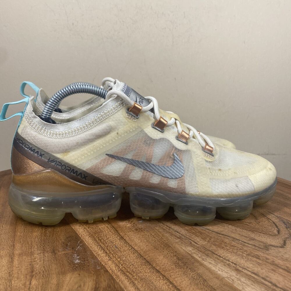 Nike Air Vapor Max SE Phantom Metallic Womens Yellow Size 7.5 Shoes BV6483-002